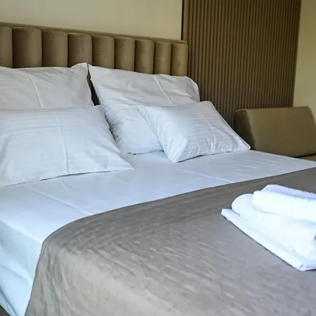 Apartment Fly Up Mediterranean *