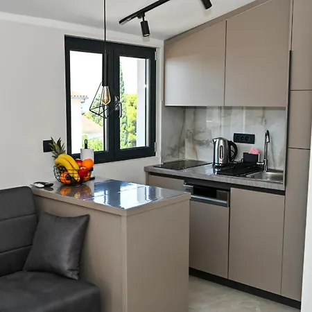 Apartment Fly Up Mediterranean