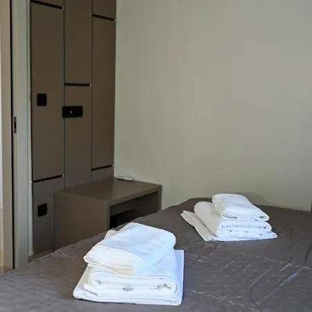 Apartment Fly Up Mediterranean *