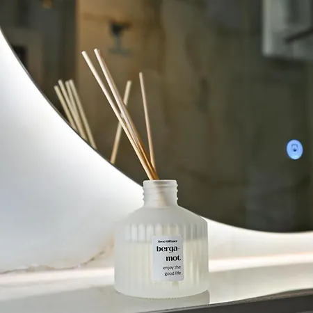 Fly Up Mediterranean Apartment *