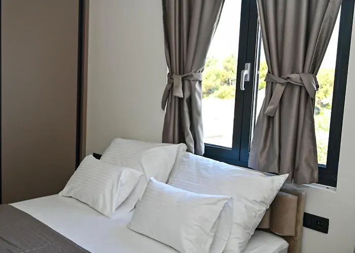 Fly Up Mediterranean *